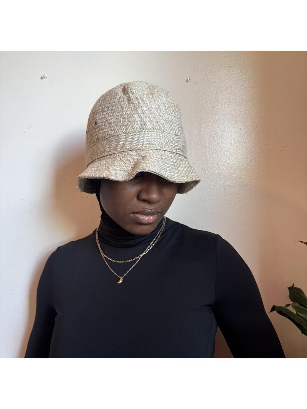 Authentic 1960s John Wanamaker Neutral Cream Textured Woven Bucket Hat